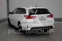2015 Toyota AURIS