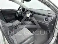2015 Toyota AURIS