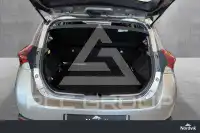 2015 Toyota AURIS