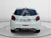 2015 Peugeot 208