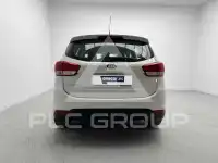 2015 KIA Carens