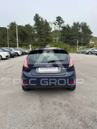 2015 Ford FIESTA
