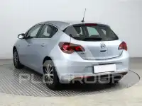2015 Opel Astra