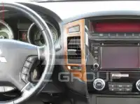 2016 Mitsubishi PAJARO