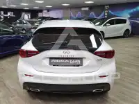 2016 Infinity Q30