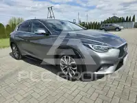 2016 Infinity Q30