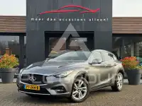 2016 Infinity Q30