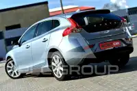 2016 Volvo V40