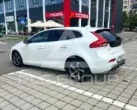 2016 Volvo V40