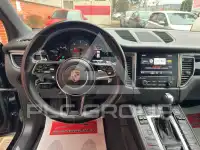 2016 Porsche MACAN