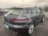 2016 Porsche MACAN