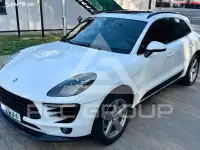 2016 Porsche MACAN