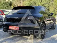 2016 Porsche MACAN
