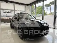2016 Porsche MACAN