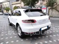 2016 Porsche MACAN