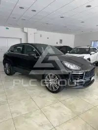 2016 Porsche MACAN