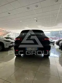 2016 Porsche MACAN