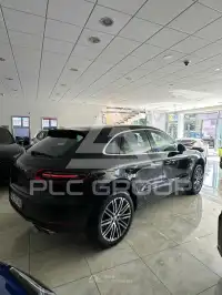2016 Porsche MACAN