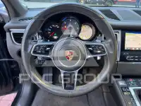 2016 Porsche MACAN