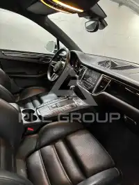 2016 Porsche MACAN