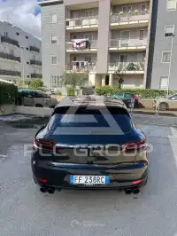 2016 Porsche MACAN