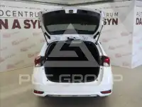 2016 Toyota AURIS