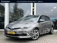 2016 Toyota AURIS