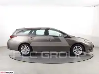 2016 Toyota AURIS