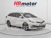 2016 Toyota AURIS