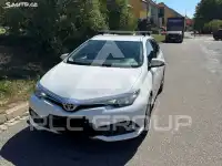 2016 Toyota AURIS