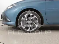 2016 Toyota AURIS