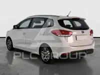 2016 KIA Carens