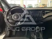 2016 KIA Carens