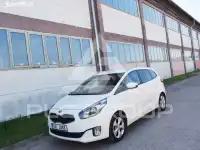 2016 KIA Carens