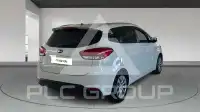 2016 KIA Carens