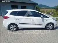 2016 KIA Carens