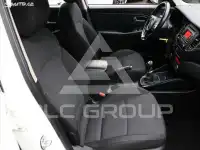 2016 KIA Carens