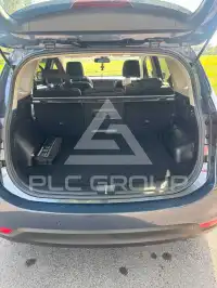 2016 KIA Carens
