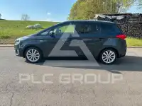 2016 KIA Carens