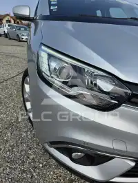 2016 Renault Scenic