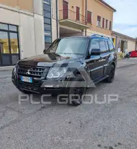 2017 Mitsubishi PAJARO