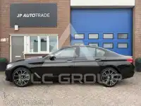2017 BMW 523