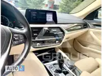 2017 BMW 523