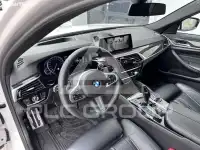 2017 BMW 523