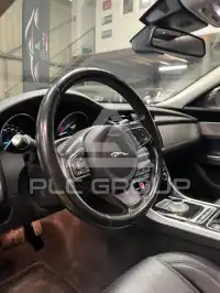 2017 Jaguar XF