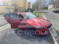 2017 Jaguar XE