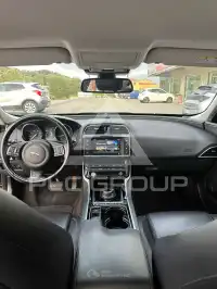 2017 Jaguar XE