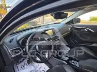 2017 Infinity Q30
