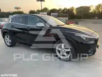 2017 Infinity Q30