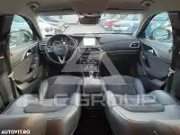 2017 Infinity Q30